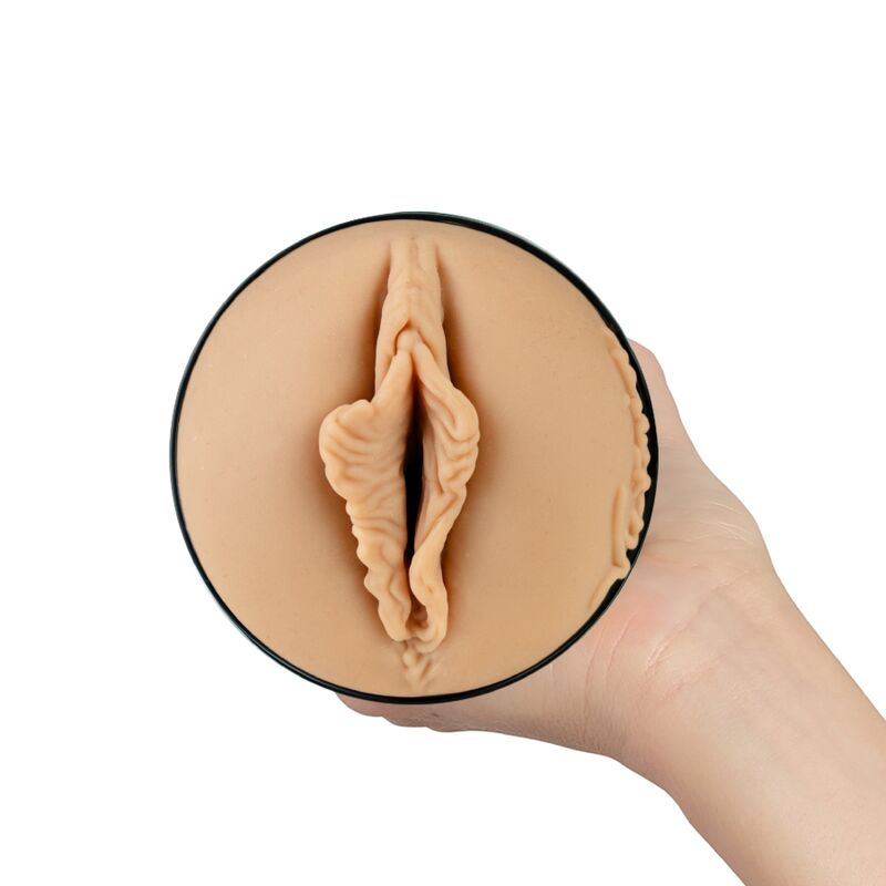 KIIROO - VOEL VICTORIA JUNE STROKER