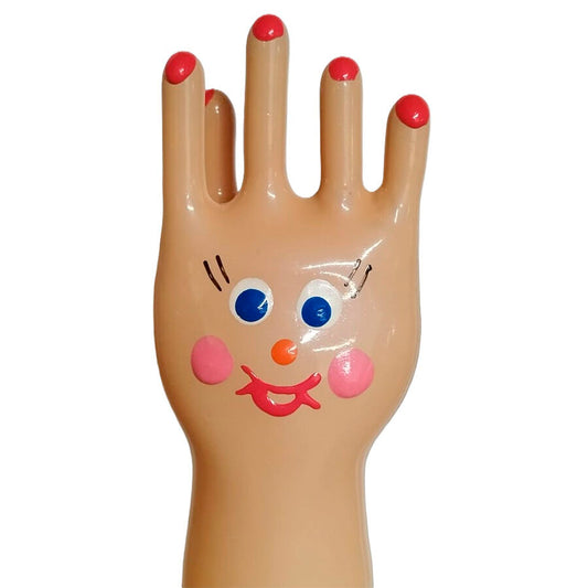 CONDOMERIE - HANDGESCHILDERDE CONDOMS MET EEN GROTE, BLIJDE HAND XL